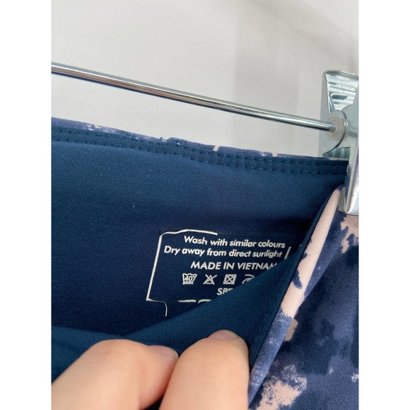 Sweaty Betty The Power 7/8 Blue Printed Athletic Leggings Size Small - Picture 6 of 6